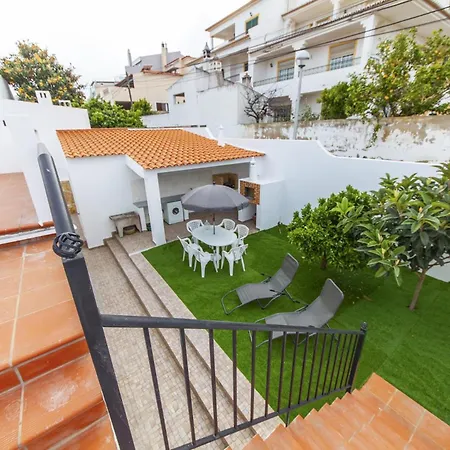 بيت للعطل D02 - Carrob Street House