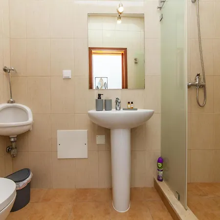 Ferienhaus D02 - Carrob Street House *