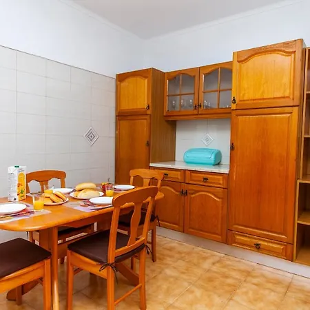 D02 - Carrob Street House Lagos