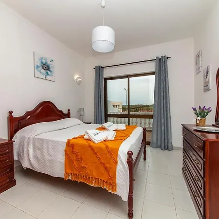 D02 - Carrob Street House * Lagos