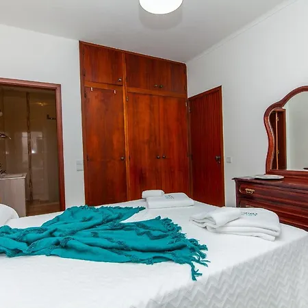 Holiday home D02 - Carrob Street House Lagos